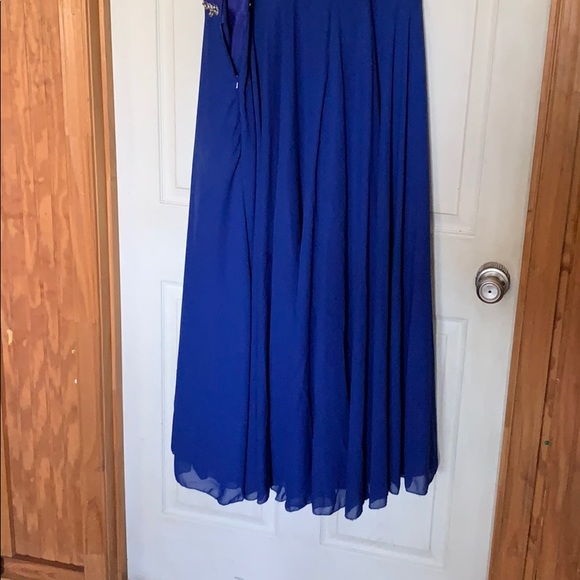 Prom dress - Picture 4 of 7